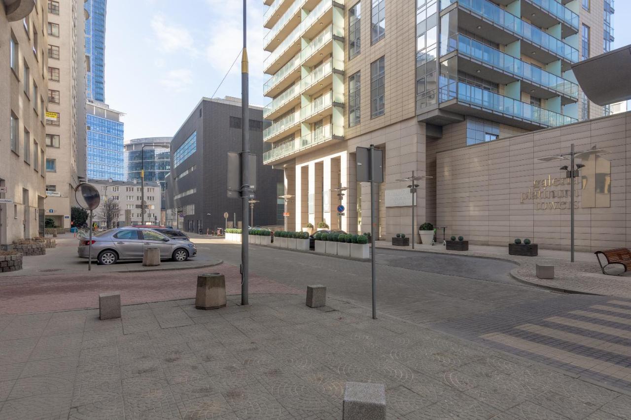 Grzybowska Platinum Apartment Tower A Warsaw Exterior photo